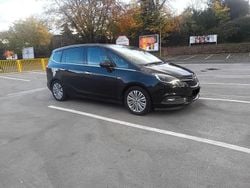 Schwarz Gebraucht 2017 Opel Zafira Tourer Van / Kleinbus | 7.000 €