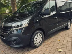 Schwarz Gebraucht 2020 Renault Trafic Komfort Van | 18.900 €
