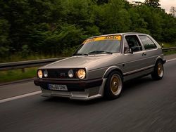 Silber Gebraucht 1986 VW Golf II GTI Kleinwagen | 12.500 €