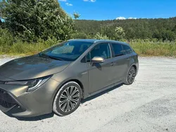Grün Gebraucht 2020 Toyota Corolla Comfort Kombi | 17.890 € (Fairer Preis)