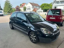 Schwarz Gebraucht 2006 Ford Fiesta Ambiente Kleinwagen | 400 € (Superpreis)