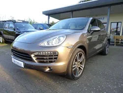 Umbrametallic Gebraucht 2012 Porsche Cayenne SUV | 19.990 € (Guter Preis)