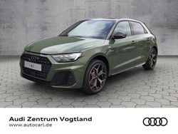 Distriktgrün metallic Neu 2025 Audi A1 Sportback S-Line Kleinwagen | 34.380 € (Guter Preis)