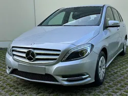Silber Gebraucht 2013 Mercedes B180 Van / Kleinbus | 13.990 € (Guter Preis)
