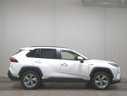 Super white 2 Gebraucht 2020 Toyota RAV4 Team SUV | 20.980 €