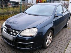 Blau Gebraucht 2007 VW Jetta Limousine | 2.000 € (Guter Preis)