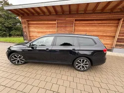 Schwarz Gebraucht 2015 VW Passat Kombi | 9.800 € (Guter Preis)