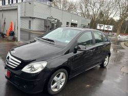 Kosmosschwarz metalliclack Gebraucht 2009 Mercedes B150 Van / Kleinbus | 6.450 € (Teuer)