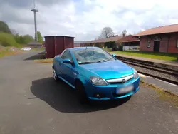 Blau Gebraucht 2006 Opel Tigra Sport Cabrio | 3.200 € (Fairer Preis)