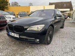 Black sapphire metallic Gebraucht 2010 BMW 750L Limousine | 8.750 € (Guter Preis)