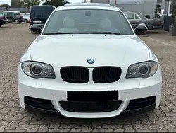 Weiß Gebraucht 2009 BMW 135 Coupé Performance Coupé | 13.500 €