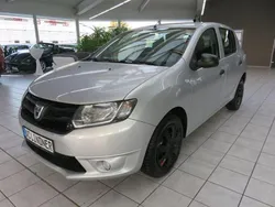 Grau Gebraucht 2014 Dacia Sandero Ambiance Kleinwagen | 3.970 € (Fairer Preis)