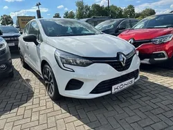 Weiß Gebraucht 2024 Renault Clio V Equilibre Limousine | 17.649 € (Etwas zu teuer)