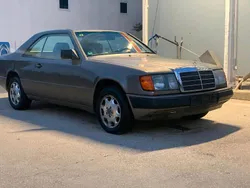 Gold Gebraucht 1989 Mercedes E230 Coupé | 2.199 €