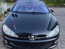 Schwarz Gebraucht 2006 Peugeot 206 CC Cabrio | 1.600 €