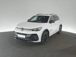 Weiß Gebraucht 2024 VW Tiguan R-line SUV | 47.490 € (Superpreis)