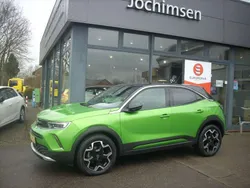 Matcha green/ikone gruen Gebraucht 2022 Opel Mokka Ultimate SUV | 22.200 € (Fairer Preis)