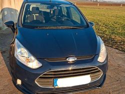 Blau Gebraucht 2015 Ford B-MAX SYNC Edition Van / Kleinbus | 5.200 € (Fairer Preis)