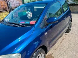 Blau Gebraucht 2009 VW Fox Kleinwagen | 1.650 € (Fairer Preis)