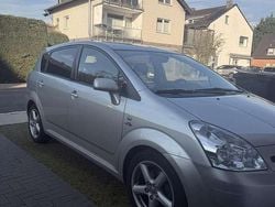 Grau Gebraucht 2006 Toyota Corolla Kombi | 2.500 € (Fairer Preis)