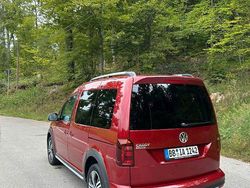 Rot Gebraucht 2019 VW Caddy Van / Kleinbus | 18.900 € (Guter Preis)