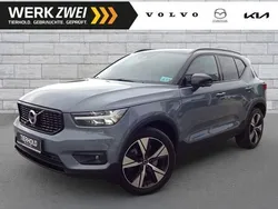 Thunder grey / metallic Gebraucht 2022 Volvo XC40 R-Design SUV | 34.900 € (Superpreis)