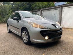 Grau Gebraucht 2008 Peugeot 207 Kleinwagen | 4.500 € (Teuer)