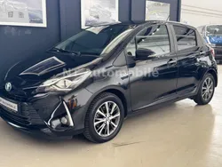 Schwarz Gebraucht 2019 Toyota Yaris Hybrid Club Kleinwagen | 14.500 € (Guter Preis)