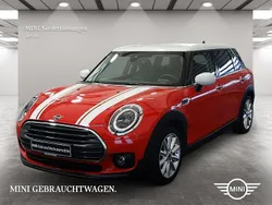 Rot Gebraucht 2022 Mini Cooper Clubman Kombi | 24.400 € (Etwas zu teuer)