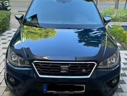 Blau Gebraucht 2018 Seat Arona FR SUV | 17.500 € (Etwas zu teuer)