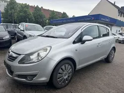 Silber Gebraucht 2010 Opel Corsa Sport Kleinwagen | 4.990 € (Fairer Preis)