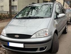 Silber Gebraucht 2002 Ford Galaxy Van / Kleinbus | 1.900 € (Guter Preis)