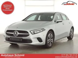 Iridiumsilber metallic Gebraucht 2023 Mercedes A200 Progressive Limousine | 29.399 € (Fairer Preis)