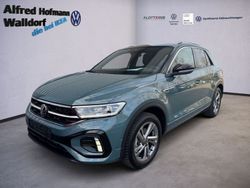Blau Gebraucht 2024 VW T-Roc R-line SUV | 38.801 € (Teuer)