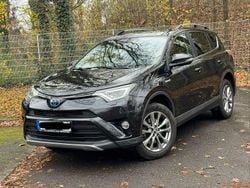 Schwarz Gebraucht 2017 Toyota RAV4 Hybrid Team SUV | 14.900 € (Superpreis)