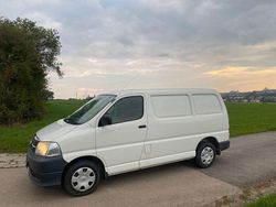 Weiß Gebraucht 2011 Toyota HiAce Van | 10.499 €