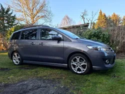 Grau Gebraucht 2010 Mazda 5 Van / Kleinbus | 6.000 € (Etwas zu teuer)