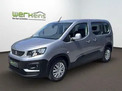 Grau Gebraucht 2020 Peugeot Rifter Active Van / Kleinbus | 16.950 € (Fairer Preis)