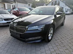 Schwarz Gebraucht 2020 Skoda Superb Kombi | 13.990 € (Fairer Preis)