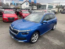 Raceblau metallic Gebraucht 2022 Skoda Kamiq Style SUV | 20.990 € (Fairer Preis)