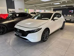 Snowflake white pearl Neu 2025 Mazda 3 Exclusive-Line Limousine | 32.990 € (Etwas zu teuer)