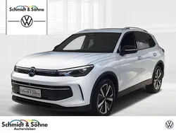 Weiß Gebraucht 2024 VW Tiguan Life SUV | 45.990 € (Teuer)