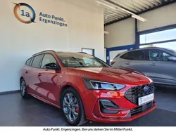Rot Gebraucht 2024 Ford Focus ST-Line X Limousine | 28.950 € (Fairer Preis)