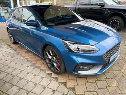 Gebraucht 2019 Ford Focus ST Limousine | 25.990 € (Etwas zu teuer)