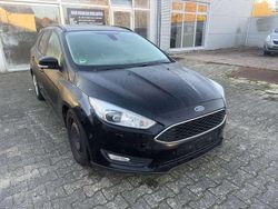 Schwarz Gebraucht 2015 Ford Focus Kombi | 4.500 €