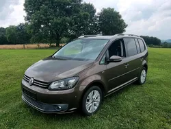 Braun Gebraucht 2012 VW Touran Highline Van / Kleinbus | 9.999 € (Guter Preis)