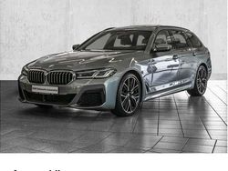 Blau Gebraucht 2022 BMW 530 Kombi | 40.900 € (Fairer Preis)