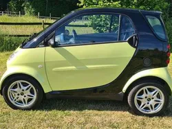 Gelb Gebraucht 2002 Smart ForTwo Coupé Pulse Coupé | 2.950 € (Etwas zu teuer)