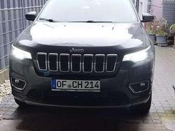 Grau Gebraucht 2021 Jeep Cherokee SUV | 22.000 € (Etwas zu teuer)