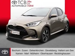 Neu 2025 Toyota Yaris Hybrid Comfort Limousine | 29.490 € (Teuer)